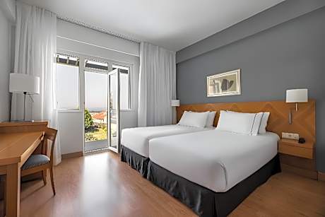 Double or Twin Twin Deluxe (2 adults)