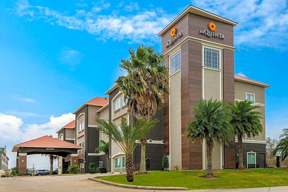 La Quinta Inn & Suites by Wyndham Alvin