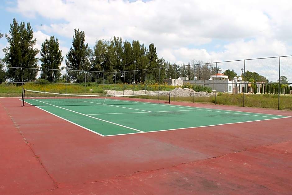 Atotonilco Hotel & Club