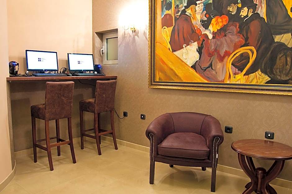 Hill Hotel Wellness & Spa