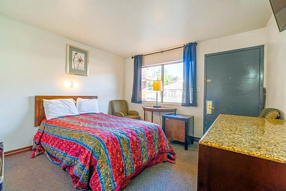 Castle Inn & Suites By OYO Chickasha