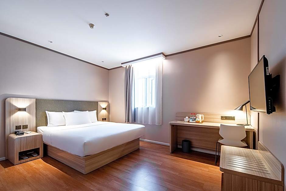 Hanting Hotel (Hefei Huaihe Road Pedestrian Street – Hefei, VA
