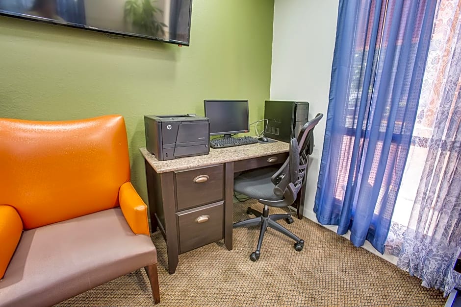 Quality Inn Oak Grove Fort Campbell