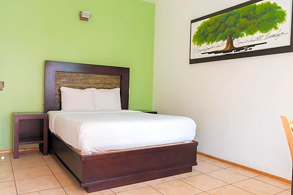 Happy Express Hotel