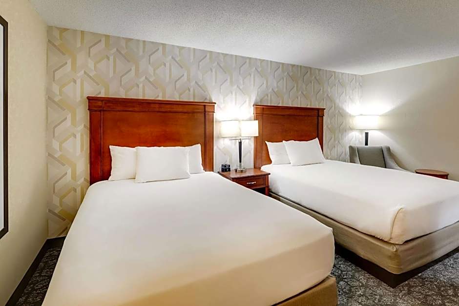 Drury Inn & Suites Marion