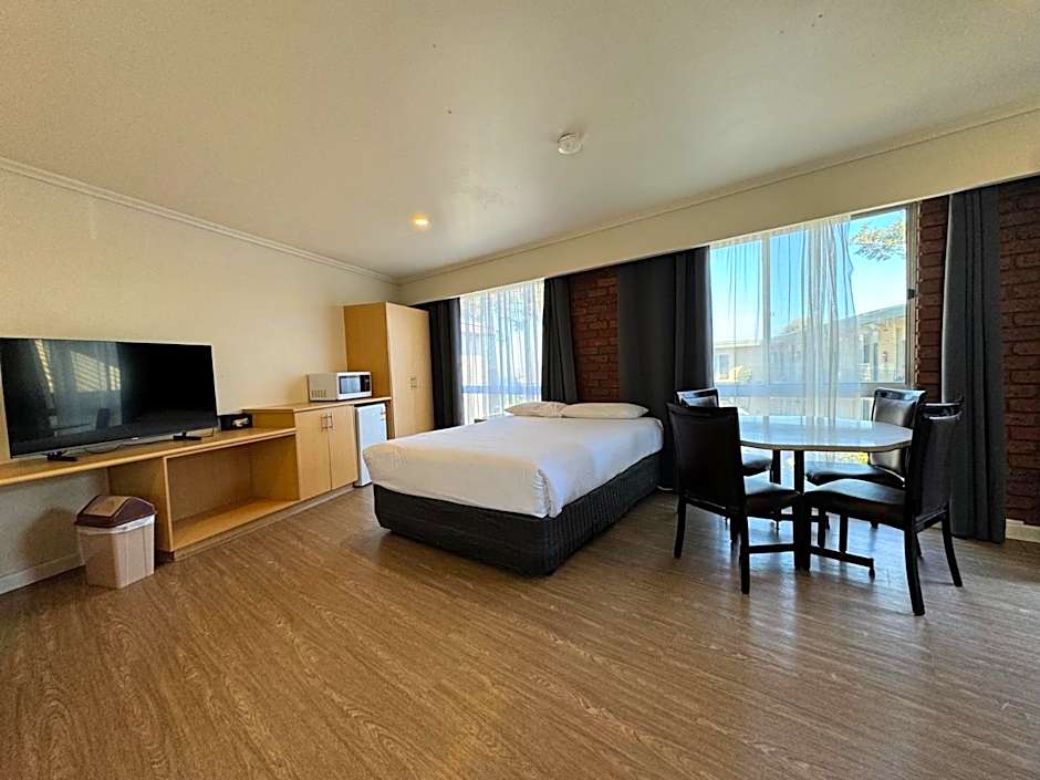 Dandenong Motel