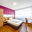Hotel S16