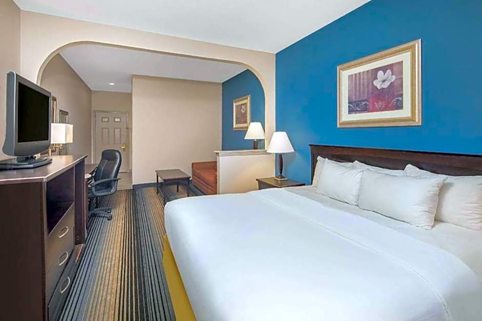 Baymont by Wyndham Laurel