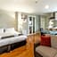 Fresh Powder Accommodation
