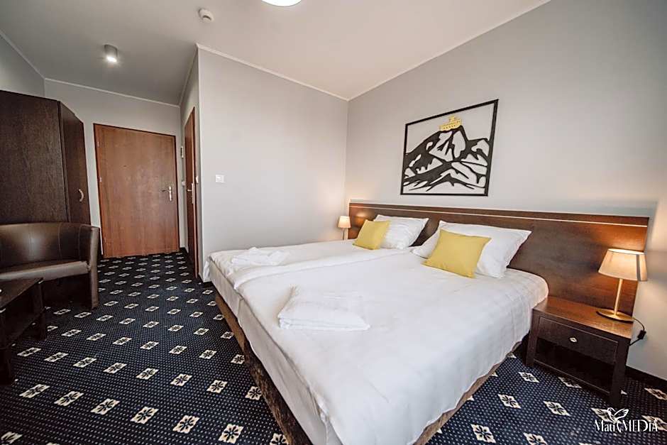 Karpacki & SPA - blisko wyciągu, Restauracja, Sala Zabaw, Bar 24h