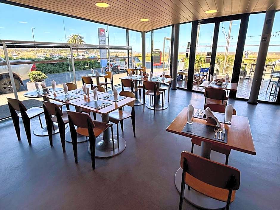 Ibis Montevideo Rambla