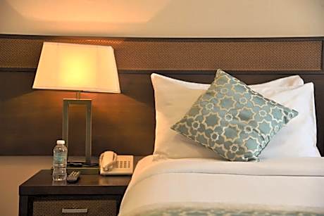 جناح غرفتين وصالة ل6 اشخاص