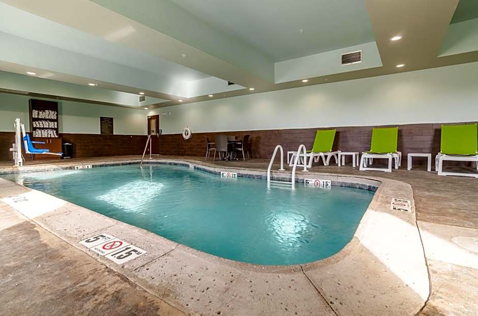 Comfort Inn & Suites Augusta