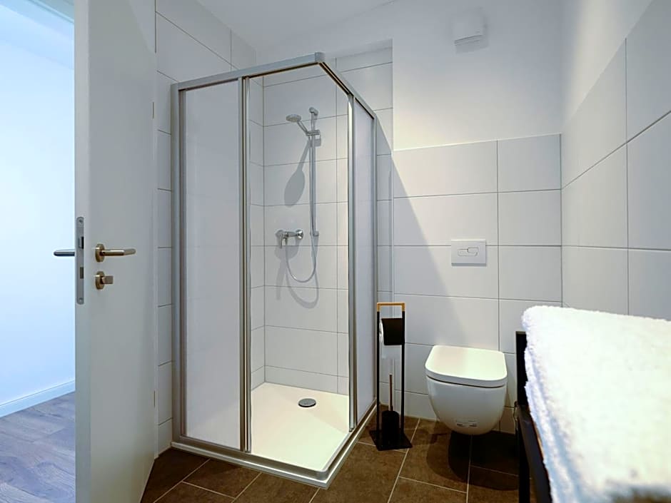 Travel Art Boardinghouse