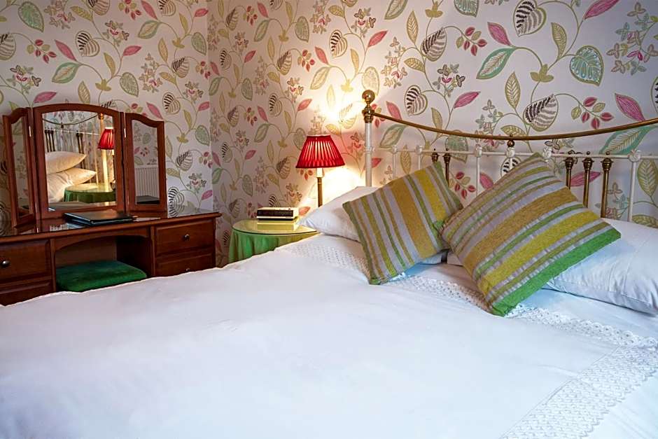 Bishopsgate House Hotel