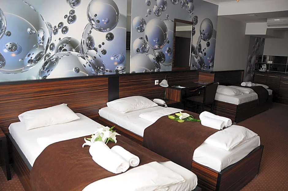 Green Hotel Budapest