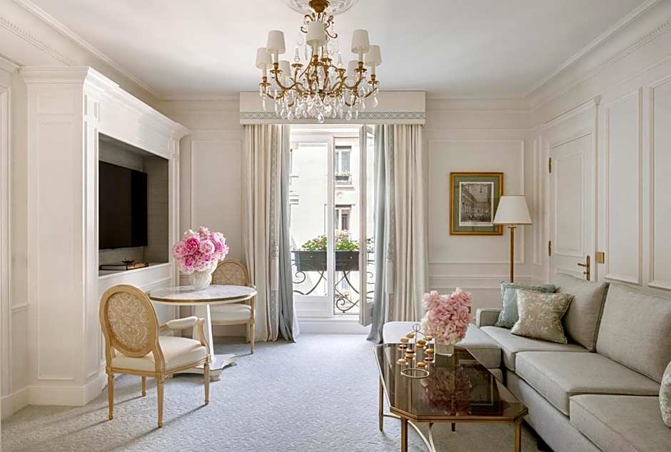 Four Seasons Hotel George V Paris