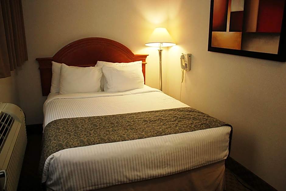 Ramada by Wyndham Edmonton South