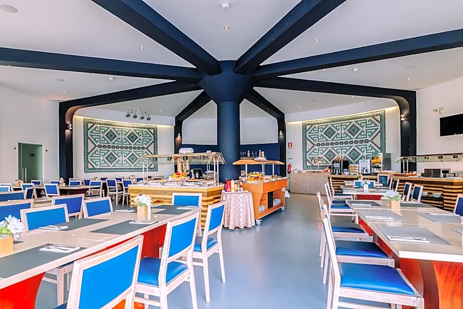 Grand Muthu Oura View Beach Club