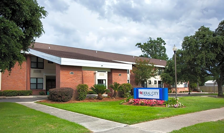 Federal City Inn & Suites