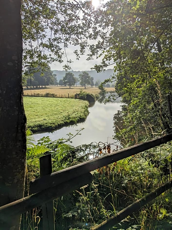 Sweeting's B & B Chailland