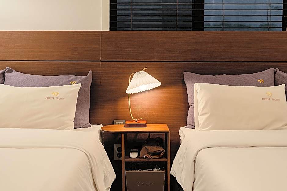 B. Cent Hotel Busan Station