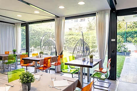 Acca Palace - AA Hotels
