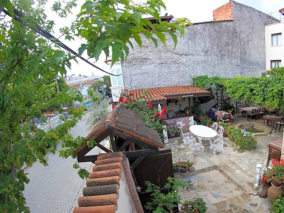 Tuncay Pension