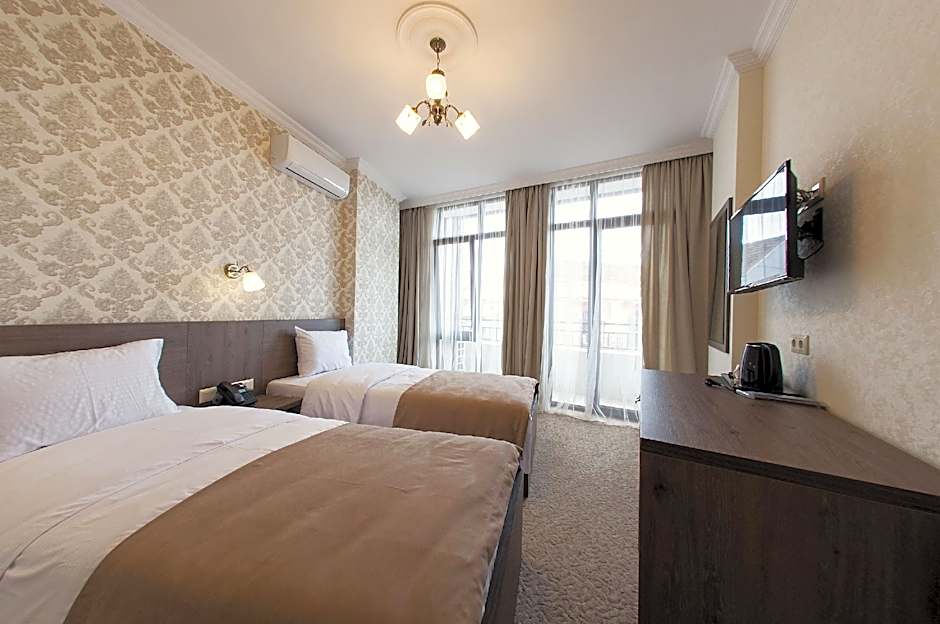 Old Garden Hotel Batumi