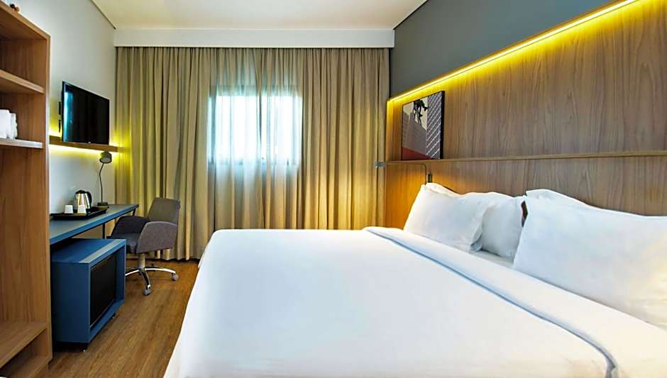 Hampton by Hilton Guarulhos Airport, Brazil