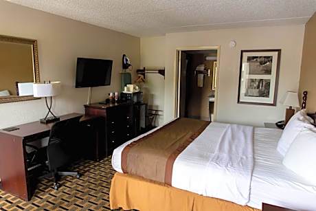 Standard King Room - Non-Smoking