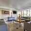 Quality Inn & Suites Bakersfield