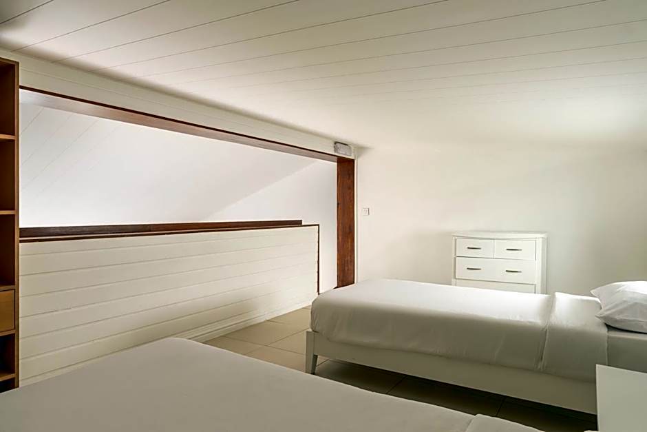 Constance Sakoa Boutik