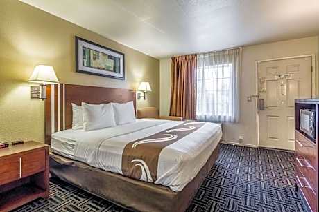 Standard King Room - Non-Smoking - Disability Access