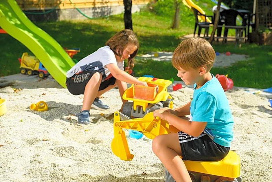 Hotel Gasthof Kröll, 1x Großglockner kostenlos, Kinder bis 12 Jahre frei, Restaurant mit regionaler Küche
