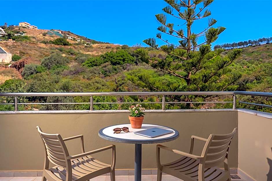 Blue Horizon Apartments