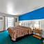 Captain's Table Hotel by Everglades Adventures