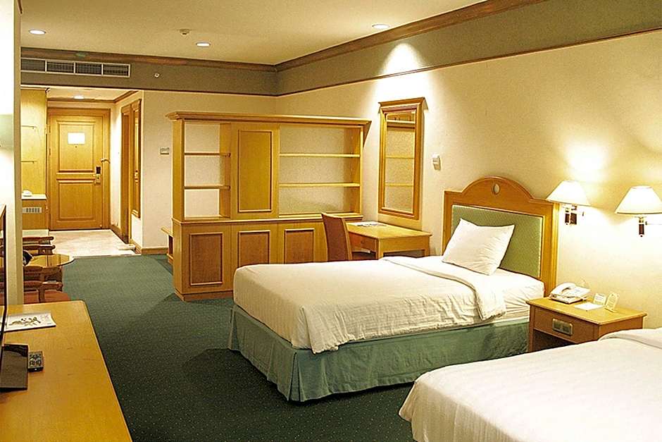 Tunjungan Hotel Surabaya