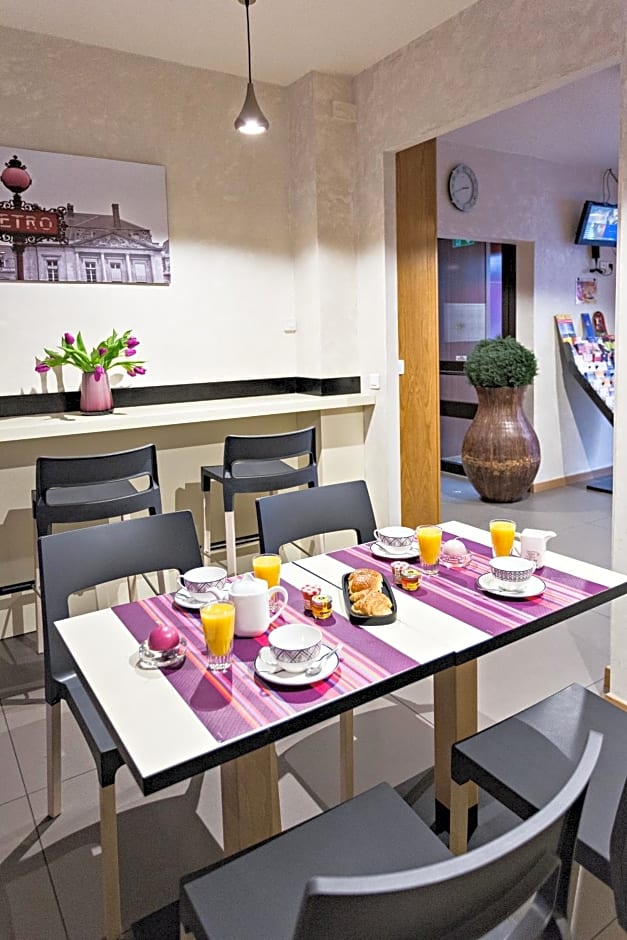 Modern Hotel