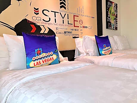 Quadruple Room (4 Twin Beds)