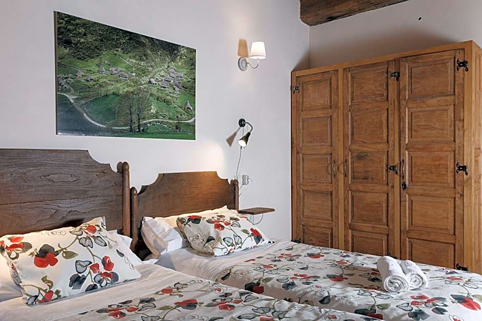 La Figal de Xugabolos, Salas