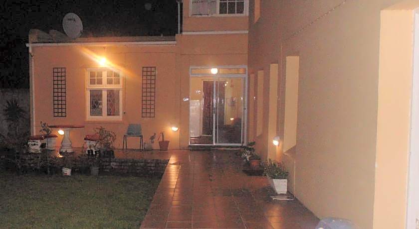 Jikeleza International Backpacker Lodge