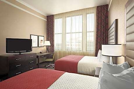 Suite with Two Queen Beds - Non-Smoking