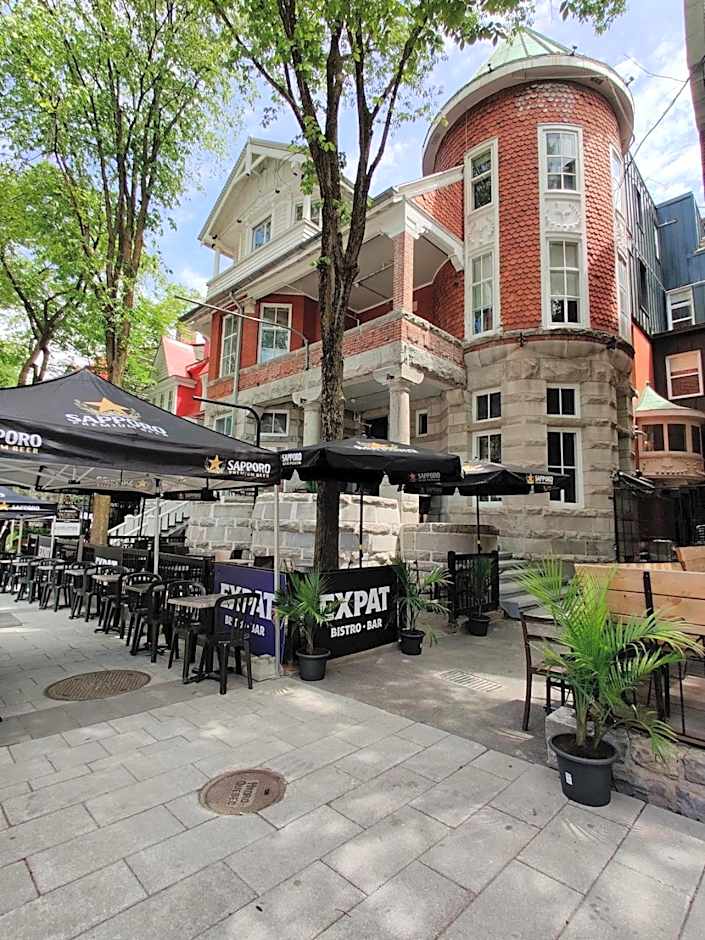 Auberge Jeunesse QBEDS Hostel