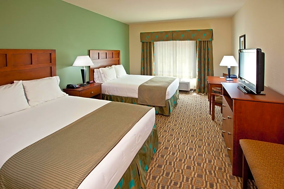 Holiday Inn Express & Suites Ripley By IHG