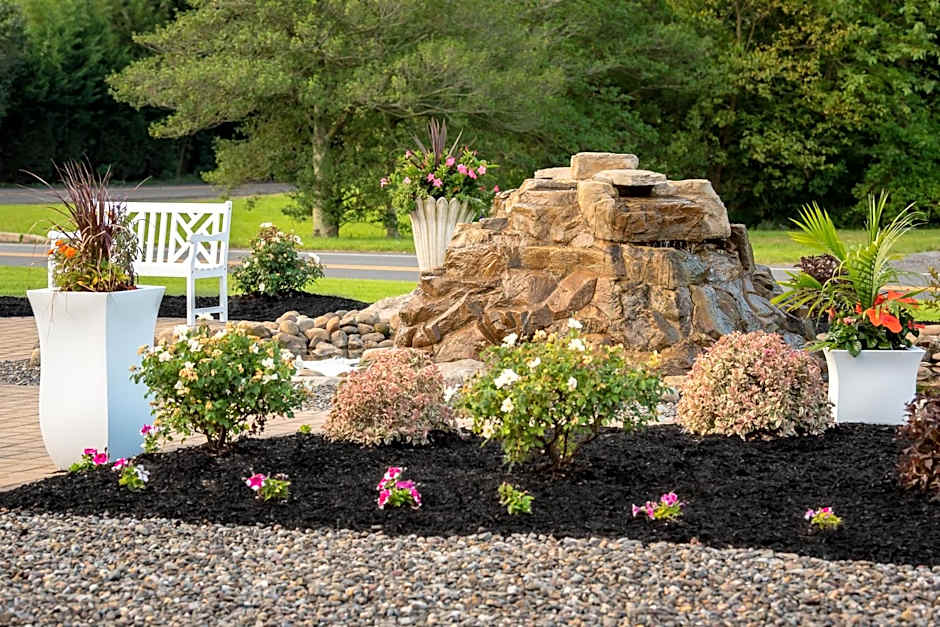 Holiday Inn East Windsor - Cranbury Area by IHG