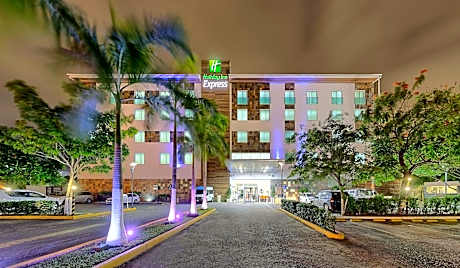Holiday Inn Express Villahermosa By IHG