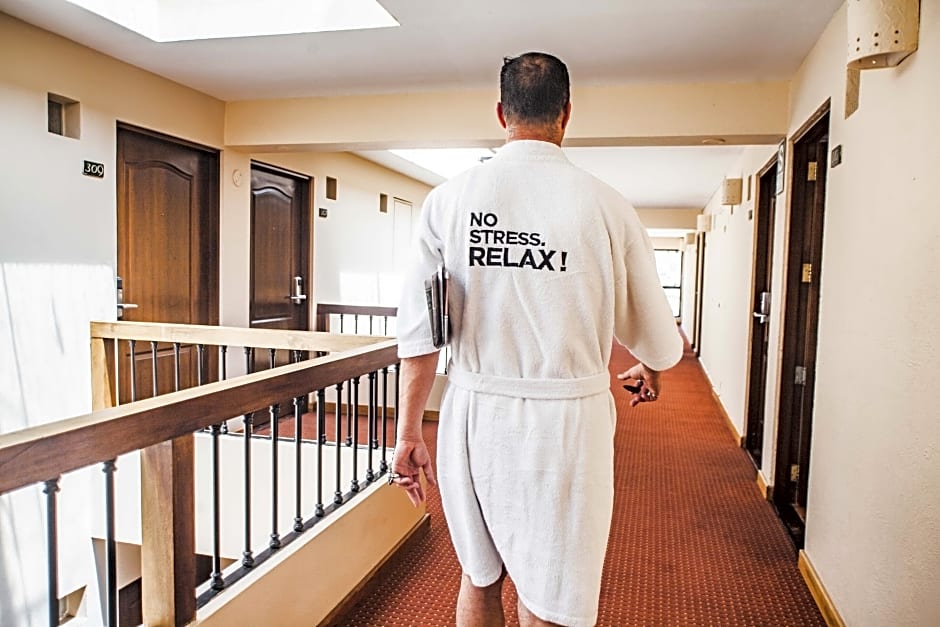 BTH Hotel Arequipa Lake