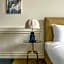 Roomers Munich, Autograph Collection by Marriott