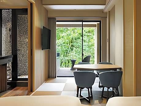 Mt. Amagi Side Open-Air Bath, 2 Beds, Terrace